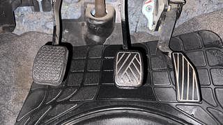 Used 2016 Maruti Suzuki Celerio VXI CNG Petrol+cng Manual interior PEDALS VIEW