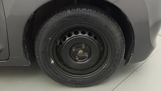 Used 2018 Maruti Suzuki Baleno [2015-2019] Delta Petrol Petrol Manual tyres RIGHT FRONT TYRE RIM VIEW