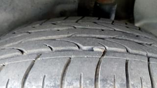 Used 2017 Hyundai Creta [2015-2018] 1.6 SX Plus Petrol Petrol Manual tyres LEFT REAR TYRE TREAD VIEW