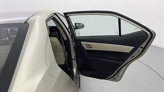 Used 2015 Toyota Corolla Altis [2014-2017] VL AT Petrol Petrol Automatic interior RIGHT REAR DOOR OPEN VIEW