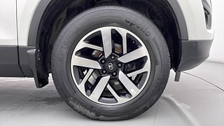 Used 2020 Tata Harrier XZA Plus Diesel Automatic tyres RIGHT FRONT TYRE RIM VIEW