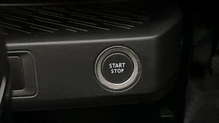 Used 2021 Renault Kiger RXZ Turbo CVT Petrol Automatic top_features Keyless start