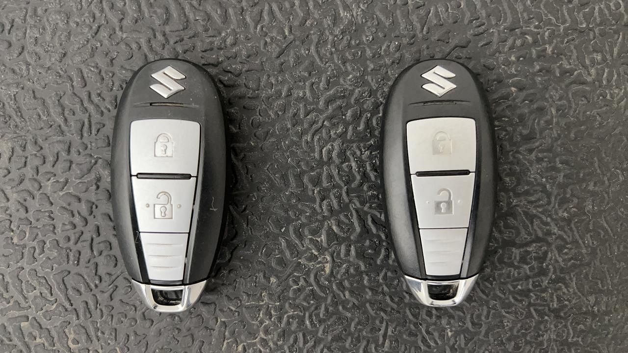 Used 2015 Maruti Suzuki S-Cross [2015-2017] Zeta 1.3 Diesel Manual extra CAR KEY VIEW