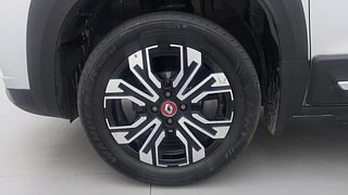 Used 2022 Renault Kiger RXZ Turbo CVT Petrol Automatic tyres LEFT FRONT TYRE RIM VIEW