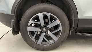 Used 2022 Tata Safari XZA Plus Adventure Diesel Automatic tyres RIGHT REAR TYRE RIM VIEW