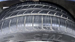 Used 2018 Maruti Suzuki Baleno [2015-2019] Delta Petrol Petrol Manual tyres LEFT FRONT TYRE TREAD VIEW