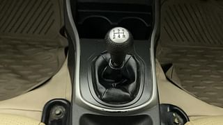 Used 2016 Honda City [2014-2017] VX (O) Diesel Diesel Manual interior GEAR  KNOB VIEW