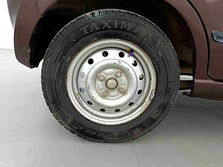 Used 2014 Maruti Suzuki A-Star [2012-2014] LXI Petrol Manual tyres RIGHT REAR TYRE RIM VIEW