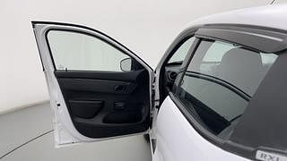 Used 2017 Renault Kwid [2015-2019] RXL Petrol Manual interior LEFT FRONT DOOR OPEN VIEW