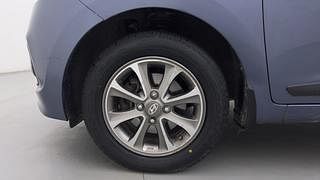 Used 2014 Hyundai Grand i10 [2013-2017] Asta 1.2 Kappa VTVT (O) Petrol Manual tyres LEFT FRONT TYRE RIM VIEW