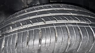 Used 2021 Tata Harrier XZA Diesel Automatic tyres RIGHT FRONT TYRE TREAD VIEW