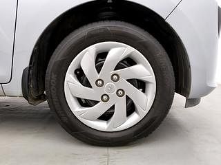 Used 2019 Hyundai New Santro 1.1 Sportz MT Petrol Manual tyres RIGHT FRONT TYRE RIM VIEW