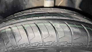 Used 2021 Tata Altroz XE 1.2 Petrol Manual tyres LEFT FRONT TYRE TREAD VIEW