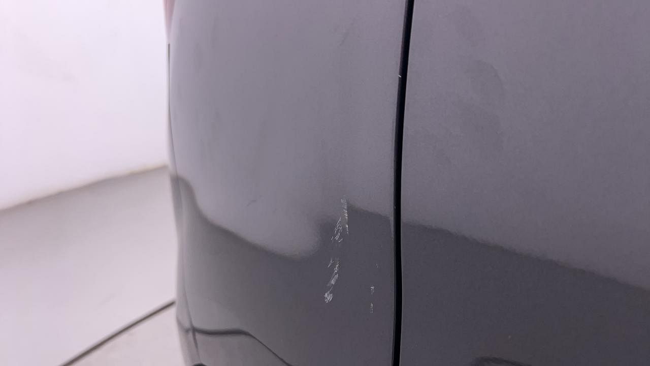 Used 2022 Maruti Suzuki Alto 800 Lxi (O) Petrol Manual dents MINOR DENT