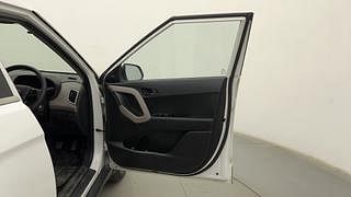 Used 2016 Hyundai Creta [2015-2018] 1.4 Base Diesel Manual interior RIGHT FRONT DOOR OPEN VIEW