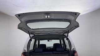 Used 2010 Maruti Suzuki Wagon R 1.0 [2010-2019] VXi Petrol Manual interior DICKY DOOR OPEN VIEW