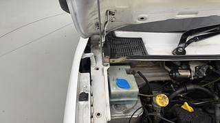 Used 2016 Renault Kwid [2015-2019] RXT Petrol Manual engine ENGINE RIGHT SIDE HINGE & APRON VIEW