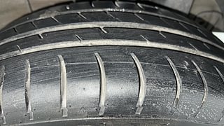 Used 2017 Hyundai Elite i20 [2014-2018] Sportz 1.2 Petrol Manual tyres LEFT REAR TYRE TREAD VIEW