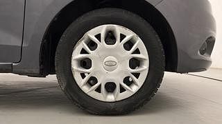 Used 2015 Ford Figo [2015-2019] Trend 1.5 TDCi Diesel Manual tyres RIGHT FRONT TYRE RIM VIEW