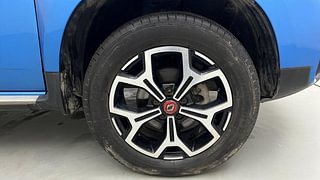 Used 2020 Renault Duster [2020-2022] RXZ Turbo Petrol Petrol Manual tyres RIGHT FRONT TYRE RIM VIEW