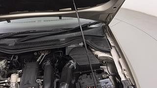 Used 2015 Volkswagen Vento [2015-2019] Highline Petrol AT Petrol Automatic engine ENGINE LEFT SIDE HINGE & APRON VIEW