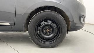 Used 2015 Tata Zest [2014-2019] XMS Petrol Petrol Manual tyres RIGHT FRONT TYRE RIM VIEW