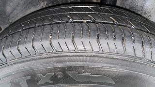 Used 2011 Maruti Suzuki Swift [2007-2011] VDi Diesel Manual tyres LEFT REAR TYRE TREAD VIEW