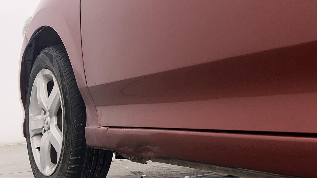 Used 2010 Honda City V Petrol Manual dents MINOR DENT