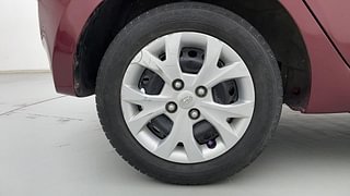 Used 2014 Hyundai Grand i10 [2013-2017] Magna 1.2 Kappa VTVT Petrol Manual tyres RIGHT REAR TYRE RIM VIEW