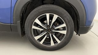 Used 2019 Nissan Kicks [2018-2020] XV Premium Diesel Diesel Manual tyres RIGHT FRONT TYRE RIM VIEW