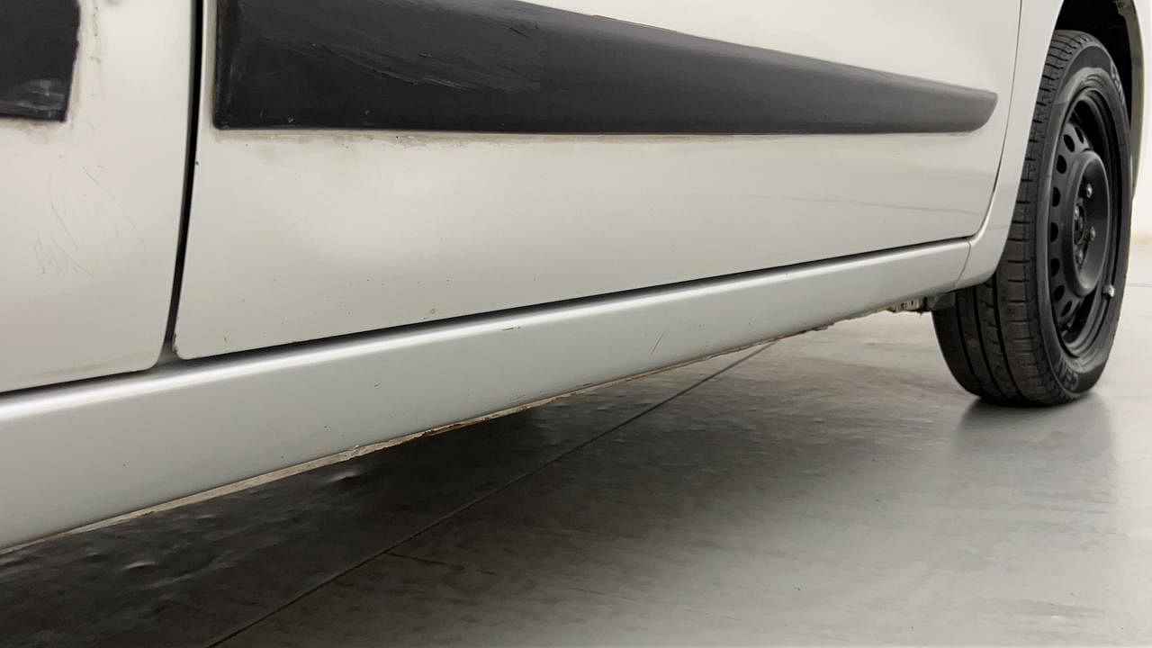 Used 2012 Maruti Suzuki Wagon R 1.0 [2010-2019] VXi Petrol Manual dents MINOR SCRATCH