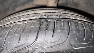Used 2016 Ford Figo [2015-2019] Ambiente 1.2 Ti-VCT Petrol Manual tyres LEFT FRONT TYRE TREAD VIEW