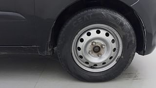 Used 2011 Hyundai i10 [2010-2016] Era Petrol Petrol Manual tyres RIGHT FRONT TYRE RIM VIEW