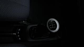 Used 2010 Maruti Suzuki Wagon R 1.0 [2010-2019] VXi Petrol Manual interior GEAR  KNOB VIEW