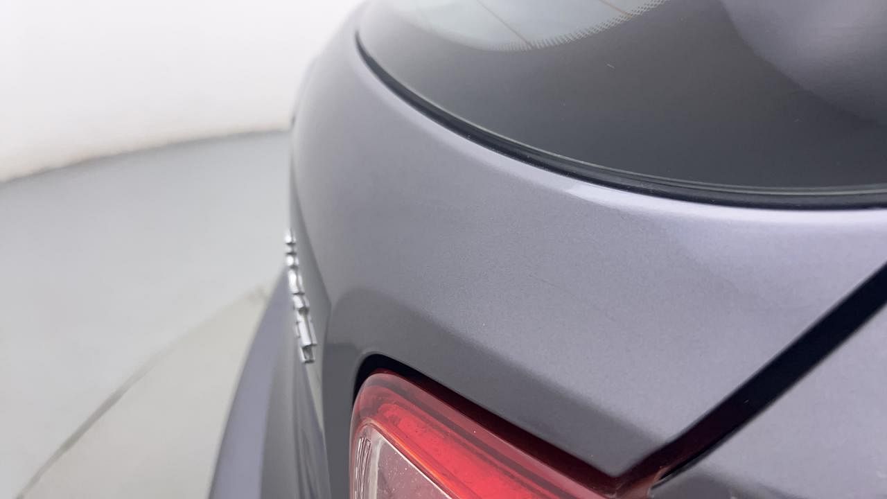 Used 2016 Hyundai Grand i10 [2013-2017] Sportz 1.2 Kappa VTVT Petrol Manual dents MINOR SCRATCH