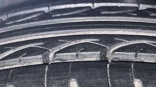 Used 2016 Honda Amaze 1.2L SX Petrol Manual tyres RIGHT FRONT TYRE TREAD VIEW
