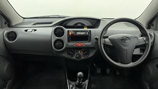 Used 2012 Toyota Etios Liva [2010-2017] GD Diesel Manual interior DASHBOARD VIEW