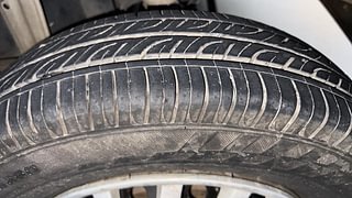 Used 2014 Maruti Suzuki Alto 800 [2012-2016] LXI CNG Petrol+cng Manual tyres LEFT REAR TYRE TREAD VIEW
