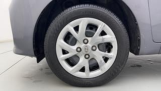 Used 2017 Hyundai Grand i10 [2017-2020] Magna 1.2 CRDi Diesel Manual tyres LEFT FRONT TYRE RIM VIEW