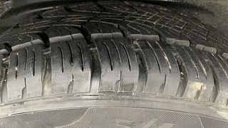 Used 2018 Tata Hexa [2016-2020] XTA Diesel Automatic tyres LEFT REAR TYRE TREAD VIEW