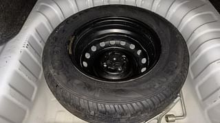 Used 2013 Nissan Sunny [2011-2014] XL Petrol Manual tyres SPARE TYRE VIEW