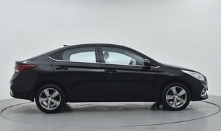 Used 2018 Hyundai Verna [2017-2020] 1.6 CRDI SX + AT Diesel Automatic exterior RIGHT SIDE VIEW