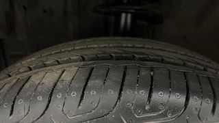 Used 2014 Toyota Etios Cross [2014-2020] 1.2 G Petrol Manual tyres LEFT FRONT TYRE TREAD VIEW