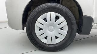 Used 2020 Maruti Suzuki Alto 800 Vxi Petrol Manual tyres LEFT FRONT TYRE RIM VIEW