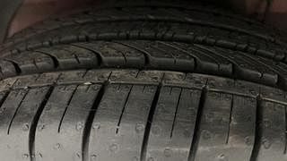 Used 2017 Hyundai Elite i20 [2014-2018] Asta 1.2 Petrol Manual tyres RIGHT REAR TYRE TREAD VIEW