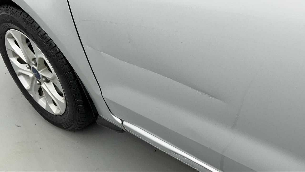 Used 2015 Ford Figo Aspire [2015-2019] Titanium 1.5 Ti-VCT AT Petrol Automatic dents MINOR DENT