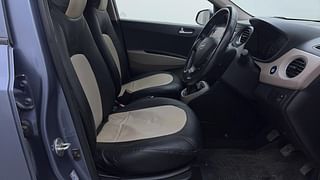 Used 2016 Hyundai Grand i10 [2013-2017] Asta 1.2 Kappa VTVT Petrol Manual interior RIGHT SIDE FRONT DOOR CABIN VIEW