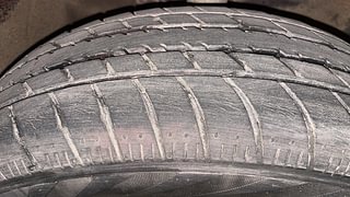 Used 2011 Maruti Suzuki Wagon R 1.0 [2010-2019] VXi Petrol Manual tyres RIGHT FRONT TYRE TREAD VIEW