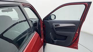Used 2017 Maruti Suzuki Vitara Brezza [2016-2020] ZDI PLUS Dual Tone Diesel Manual interior RIGHT FRONT DOOR OPEN VIEW