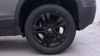 Used 2018 Maruti Suzuki Vitara Brezza [2018-2020] ZDi AMT Diesel Automatic tyres LEFT REAR TYRE RIM VIEW